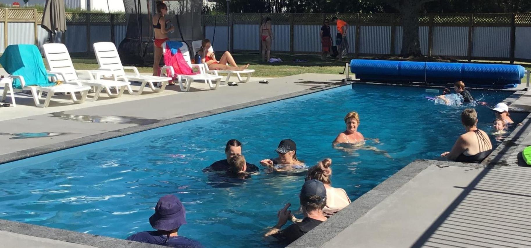 Otorohanga Kiwi Holiday Park ภายนอก รูปภาพ