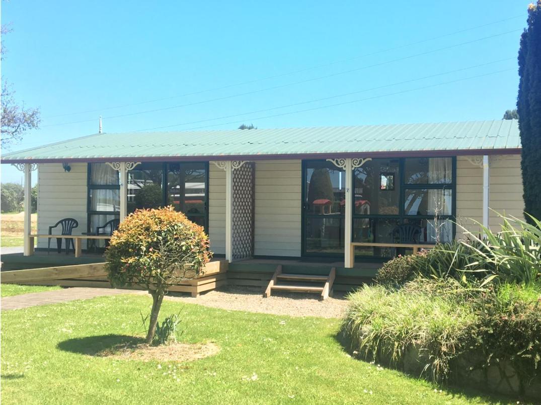 Otorohanga Kiwi Holiday Park ภายนอก รูปภาพ